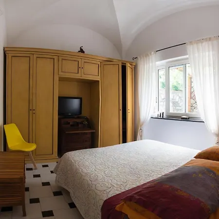 La Casa Di Armando Capri